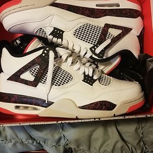 Jordan retro 4